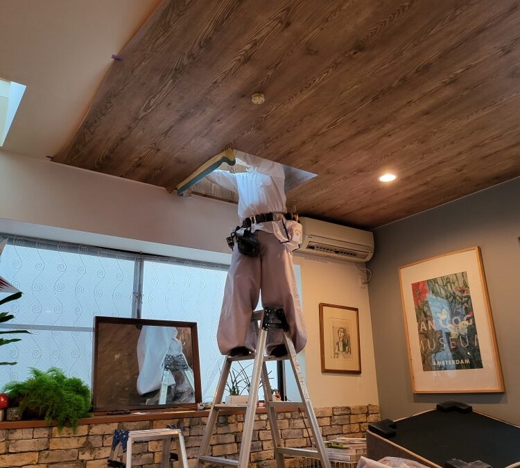 クロス　張り替え